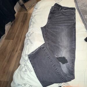 American Eagle Outfitters Men's 36x30 distressed black Slim taper Jeans